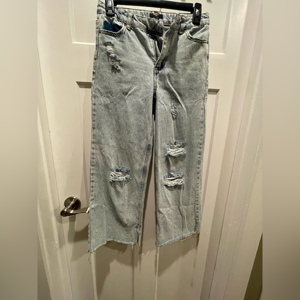 Forever 21- Girls size 11/12, good condition, blue jeans.